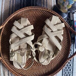 FARM RIO Raffia Woven Tan Vegan Zig Zag Boho Fisherman Sandal Size 12